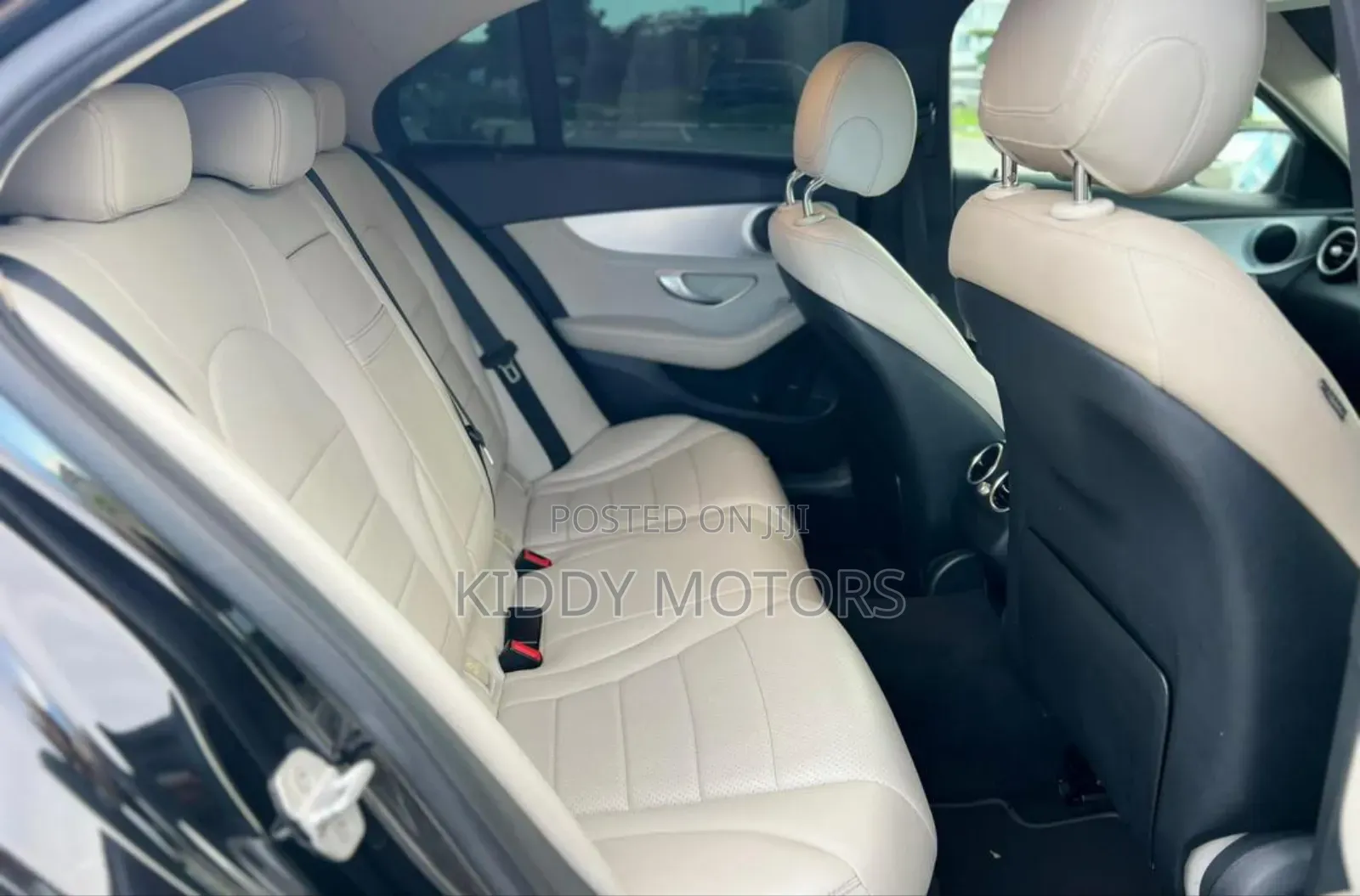 Mercedes-Benz C180 2015 Black