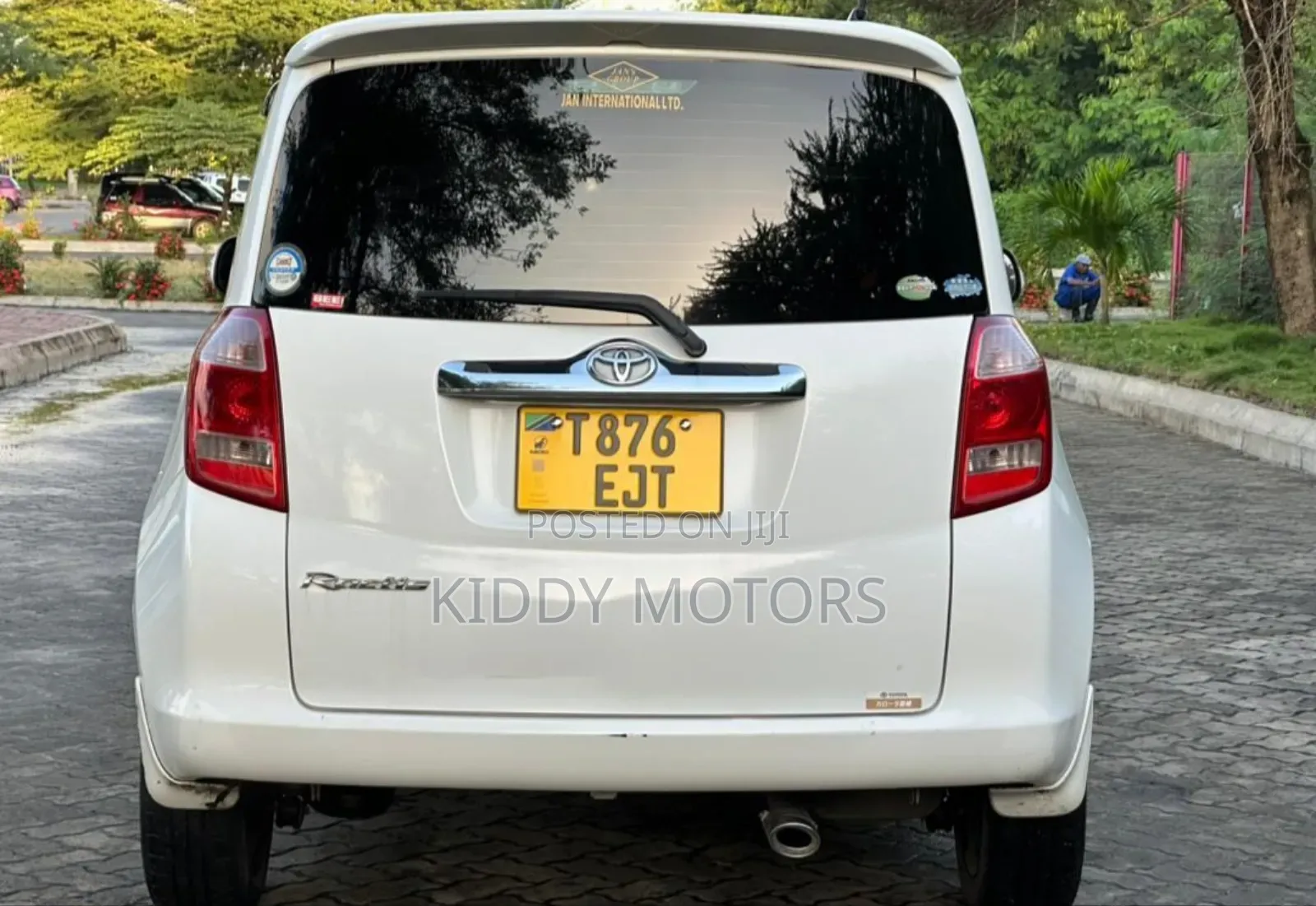 Toyota Ractis 2007 Pearl