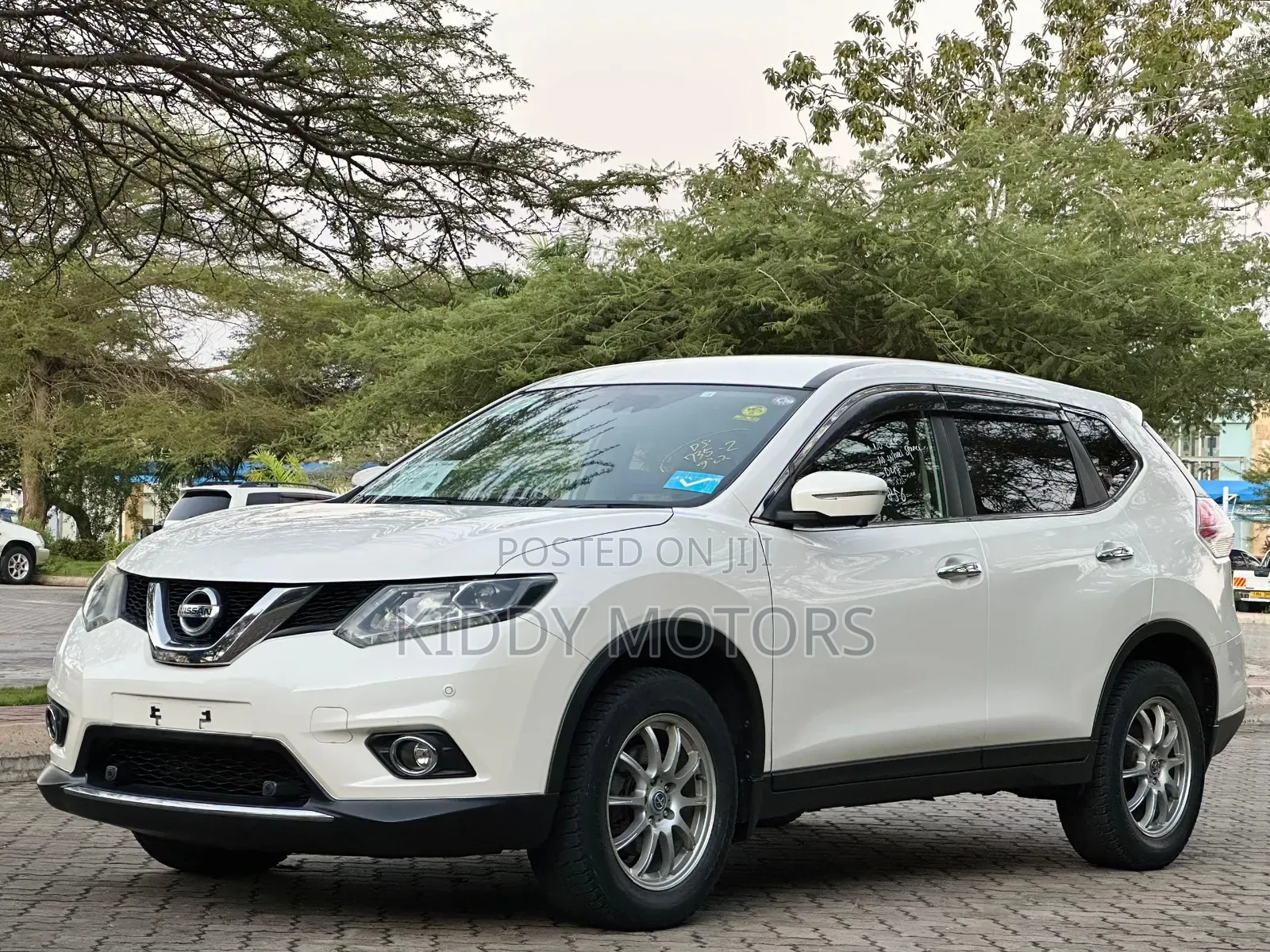 Nissan X-Trail 2014 Pearl