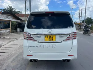 Toyota Alphard 2010 White