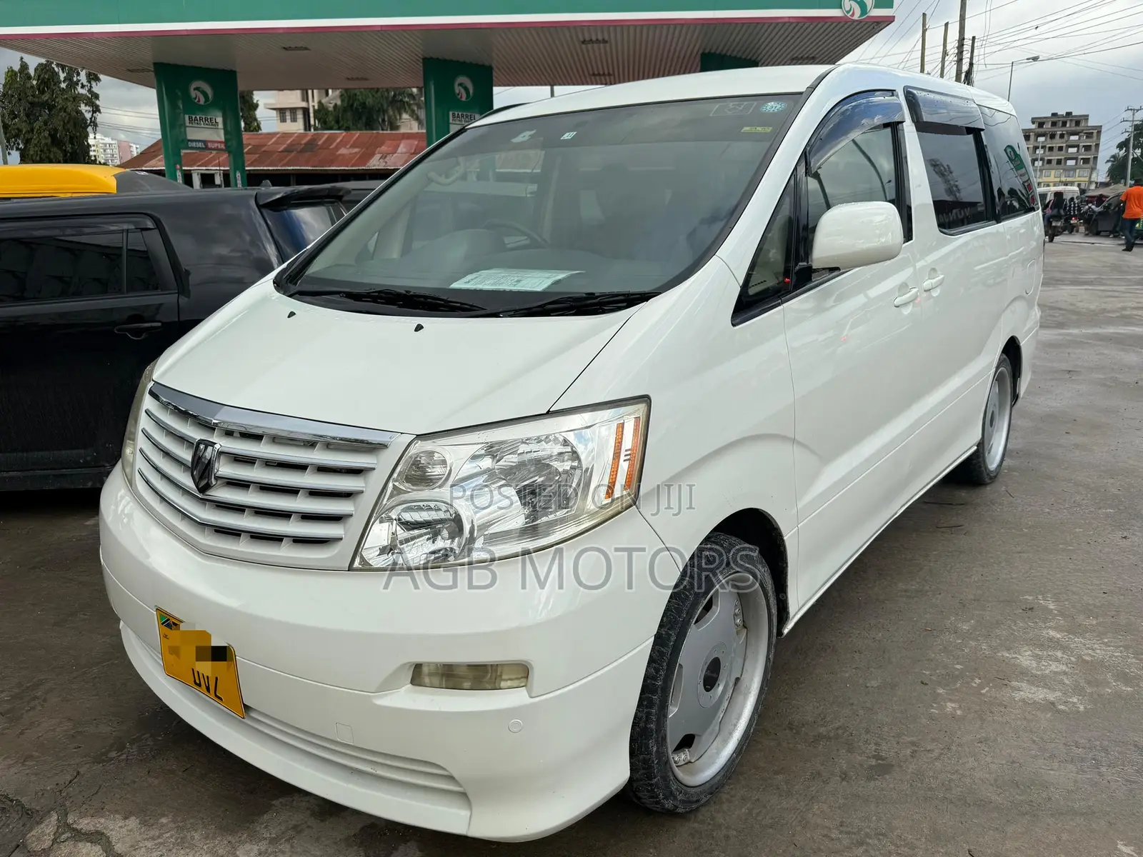 Toyota Alphard 2005 White