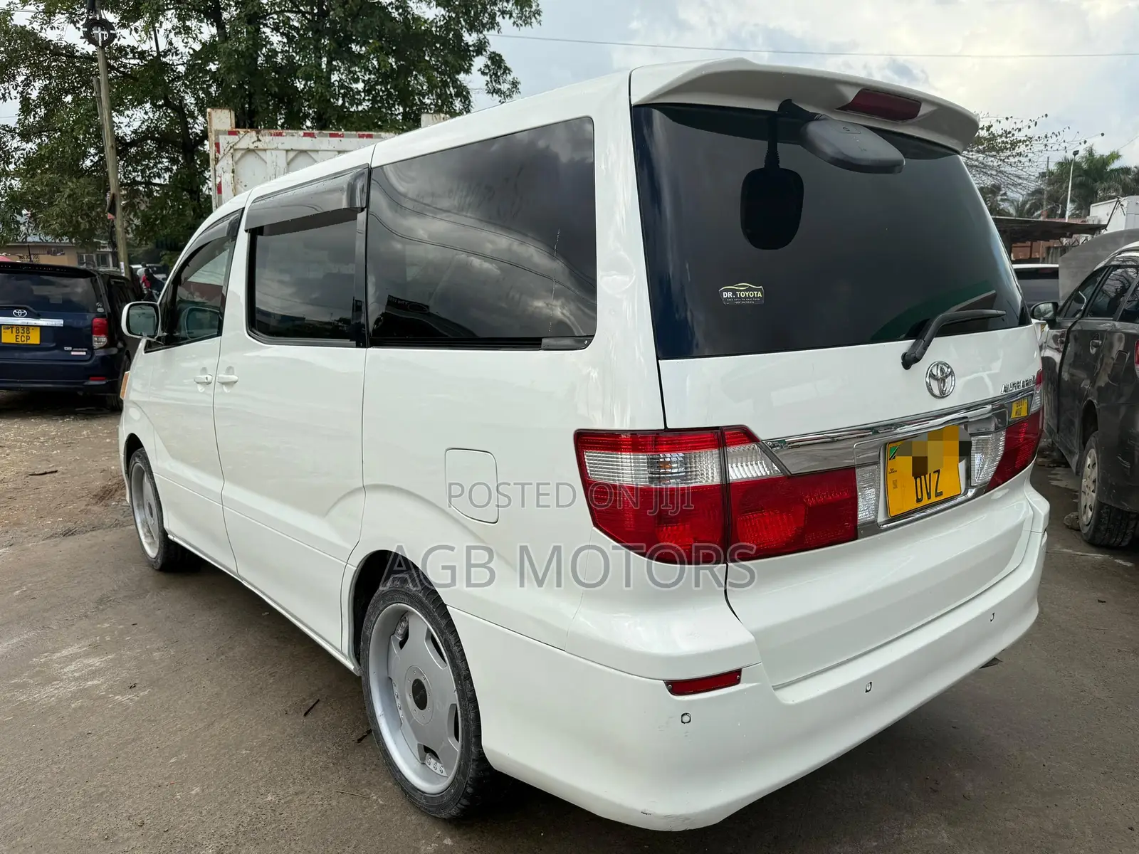 Toyota Alphard 2005 White