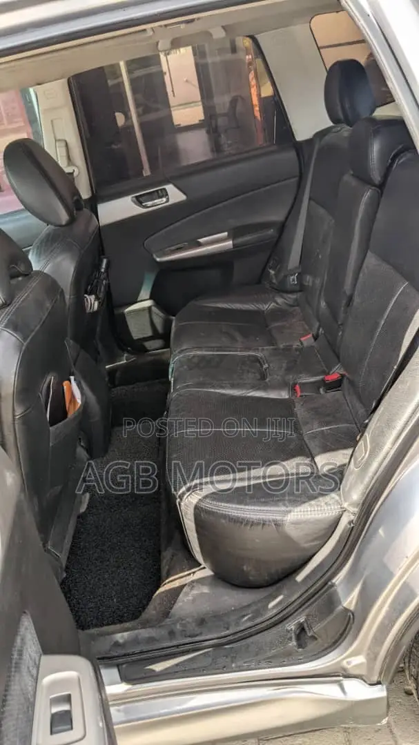 Subaru Forester 2009 Gray