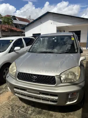 Photo - Toyota RAV4 Automatic 2002 Gold