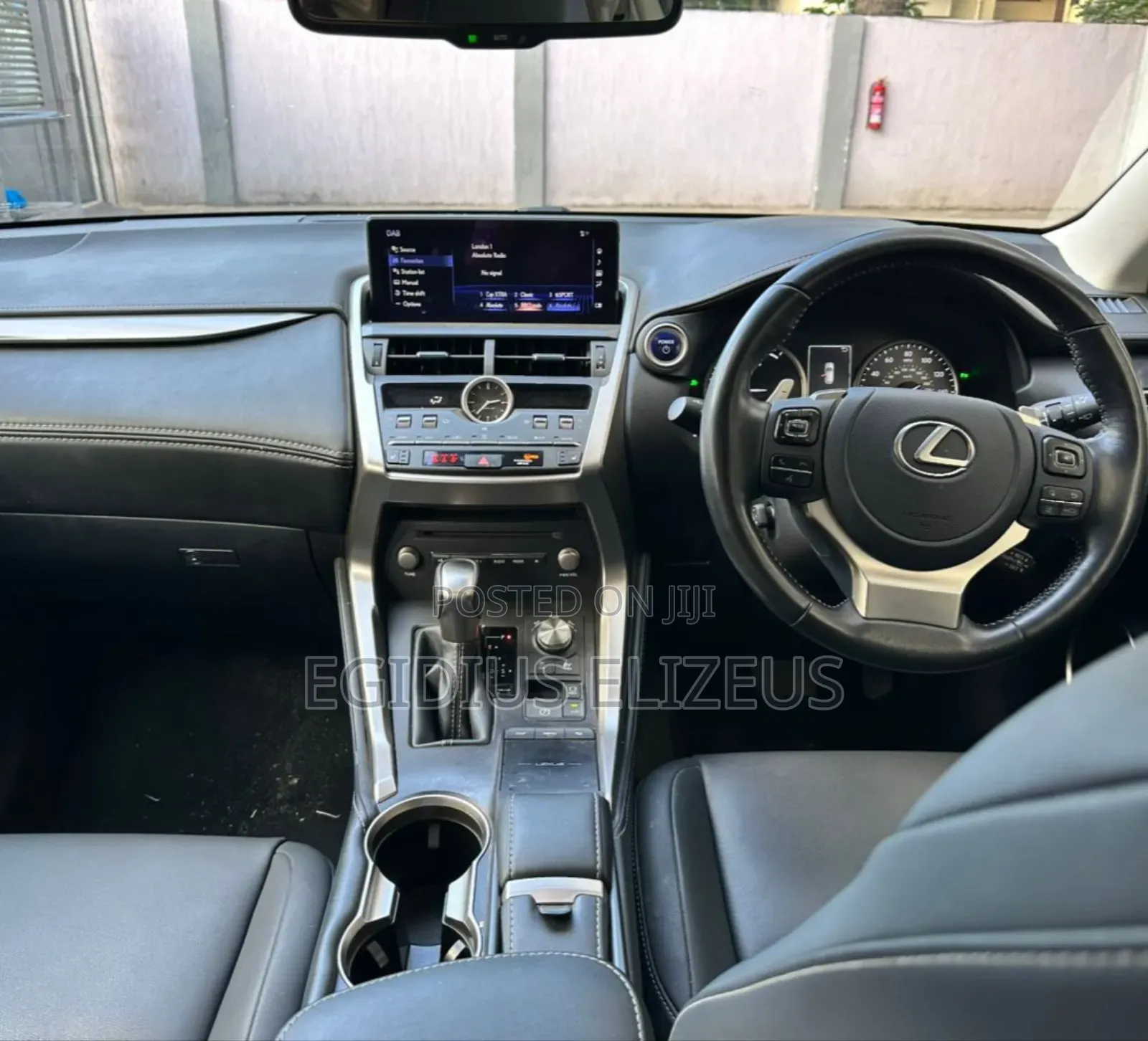 Lexus NX 2019 Silver