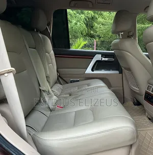 Toyota Land Cruiser 2016