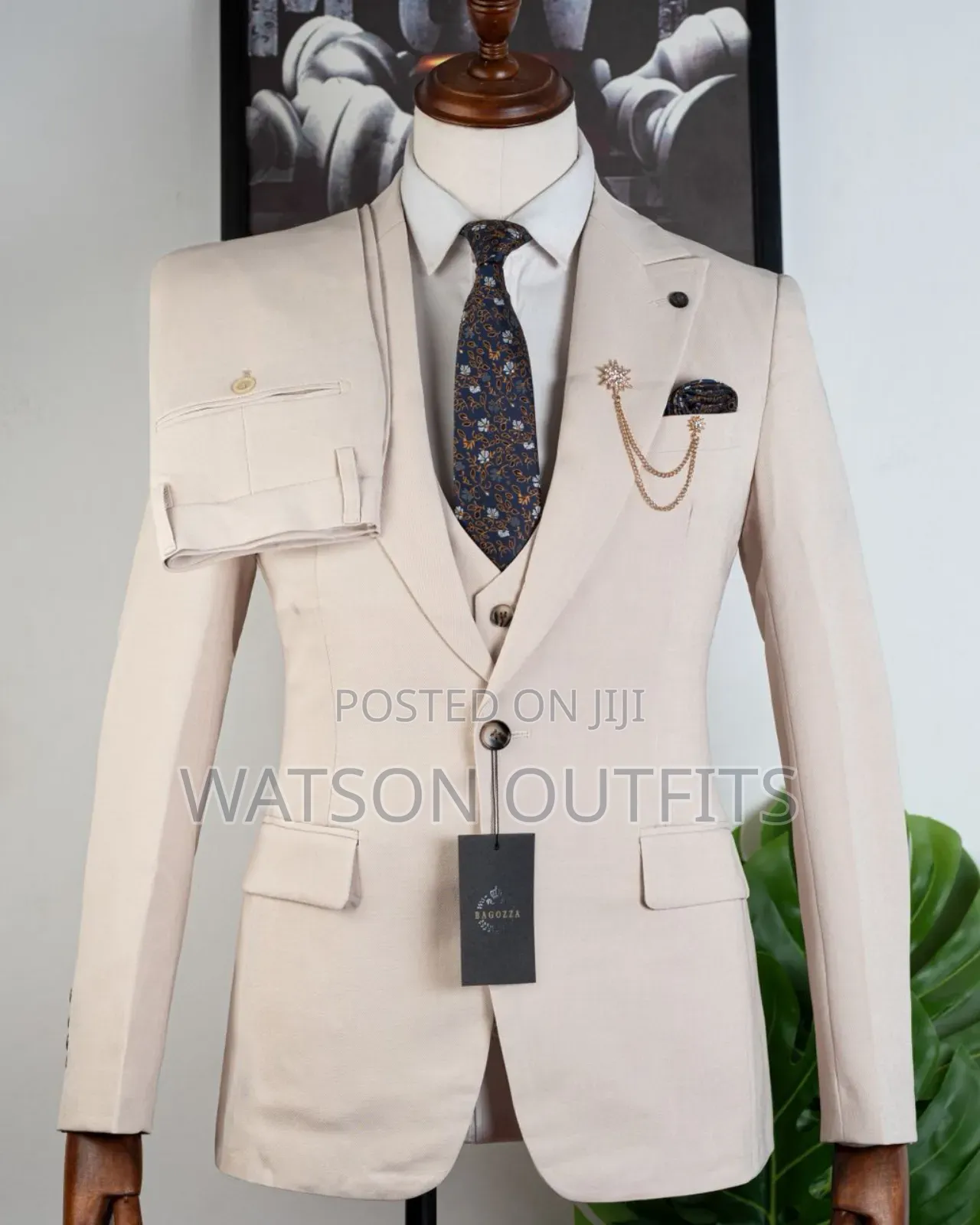 Men's Milk Like Colour Suits With Trendy Look