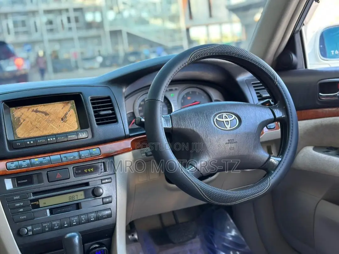 Toyota Mark II 2002 White