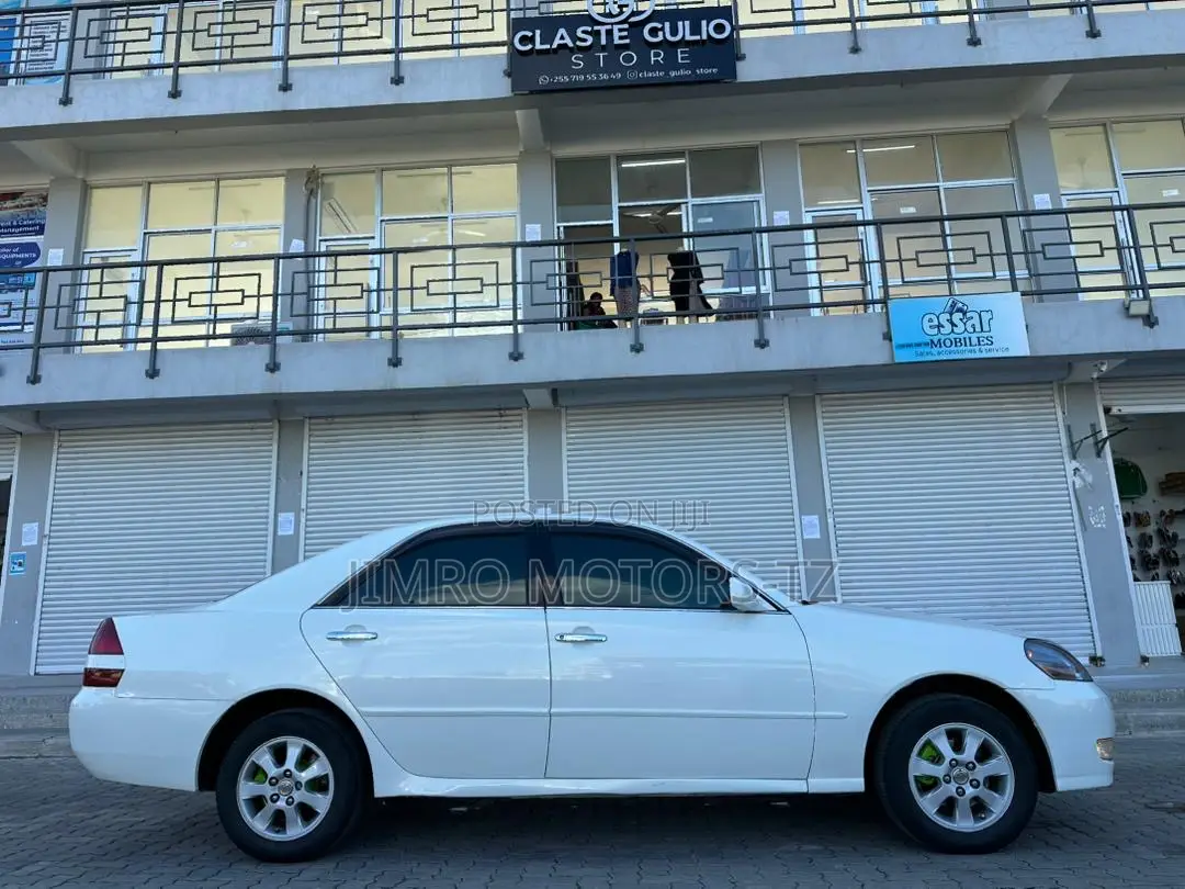 Toyota Mark II 2002 White