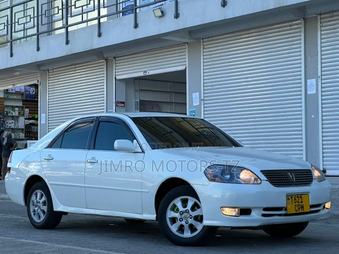 Toyota Mark II 2002 White