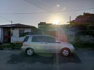 Toyota Raum 2004 Beige