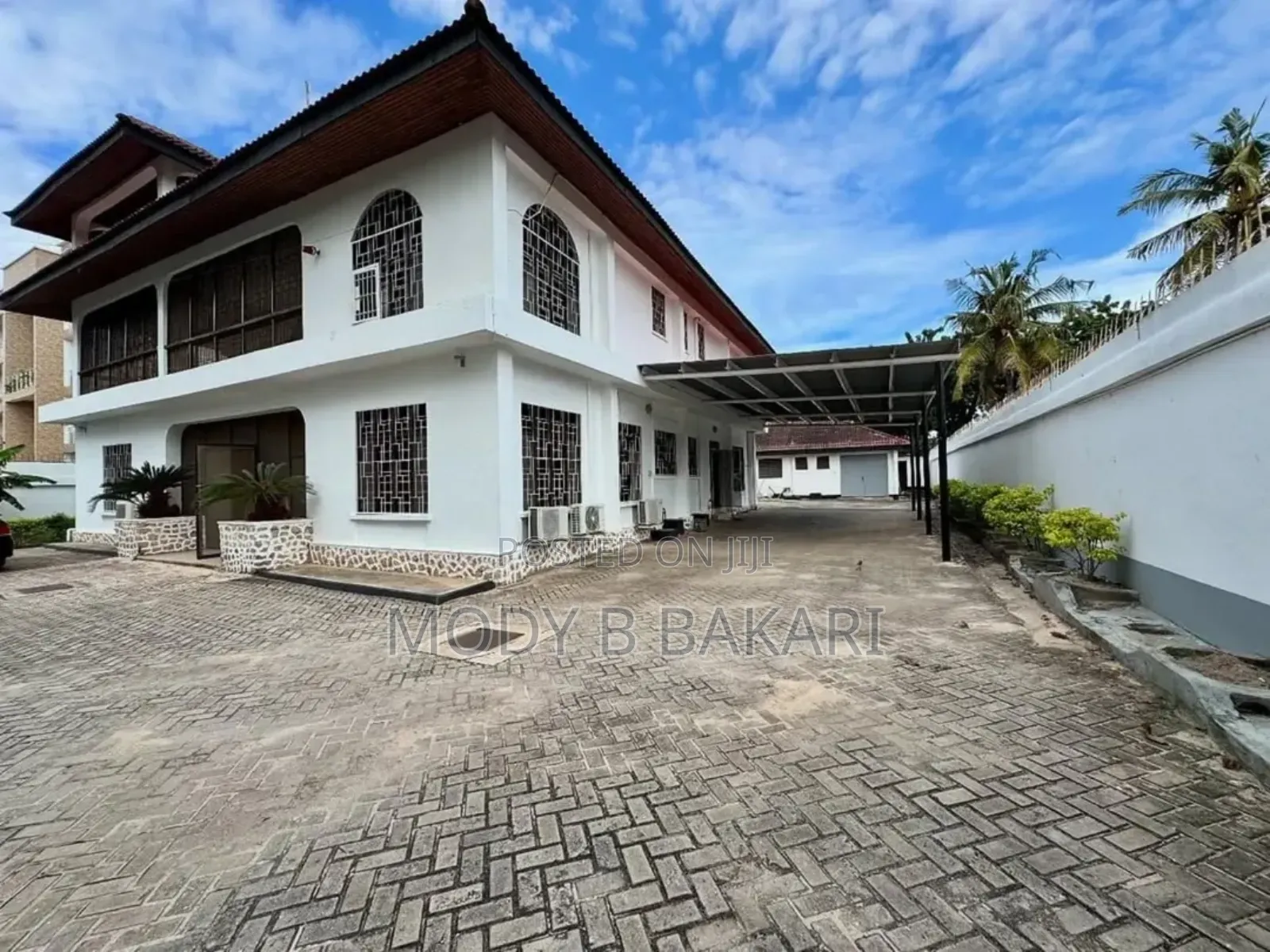 5bdrm House in Masaki for rent