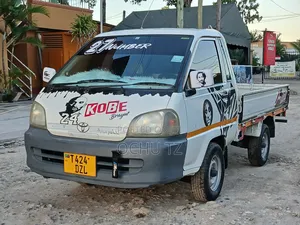 Toyota TownAce 2000 White