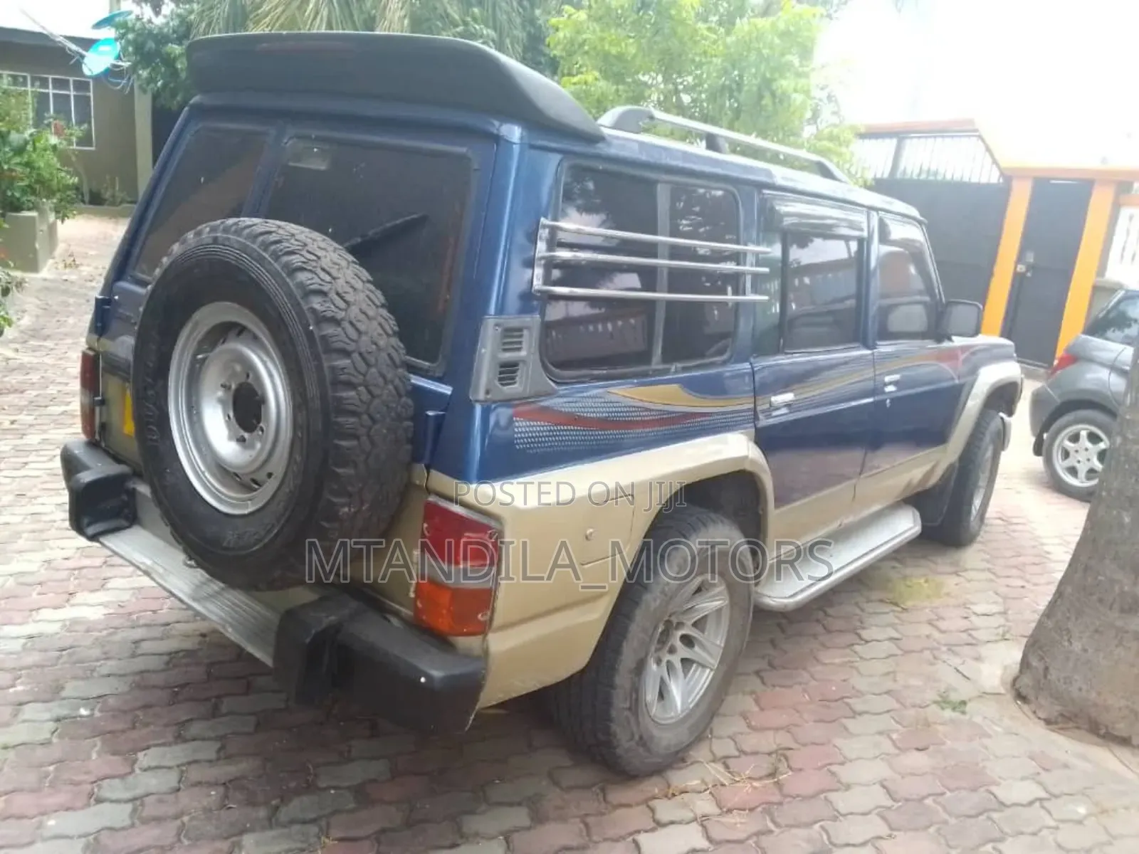 Nissan Patrol 1999 Blue