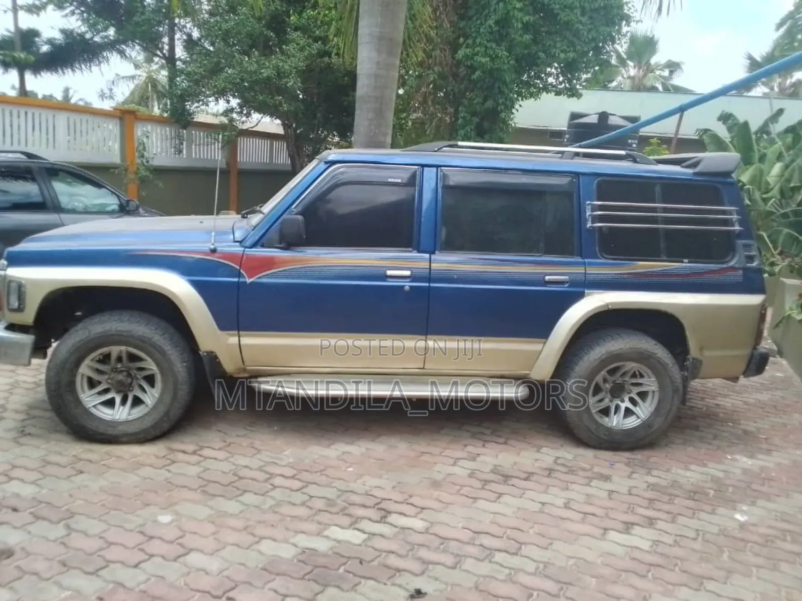 Nissan Patrol 1999 Blue