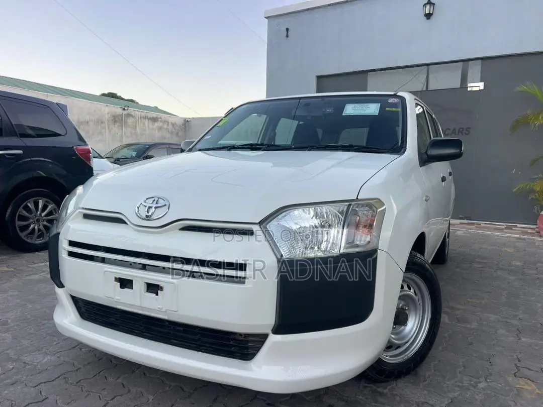 Toyota Succeed SV Premium 2016 White