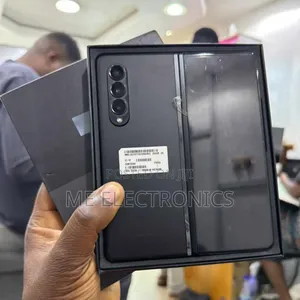 New Samsung Galaxy Z Fold 3 256 GB