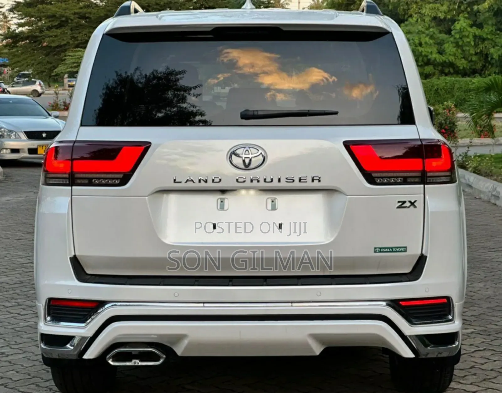 Toyota Land Cruiser 2023 Pearl