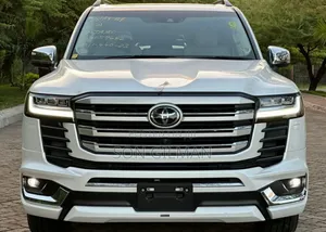 Toyota Land Cruiser 2023 Pearl