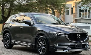 Photo - Mazda CX-5 2017 Gray