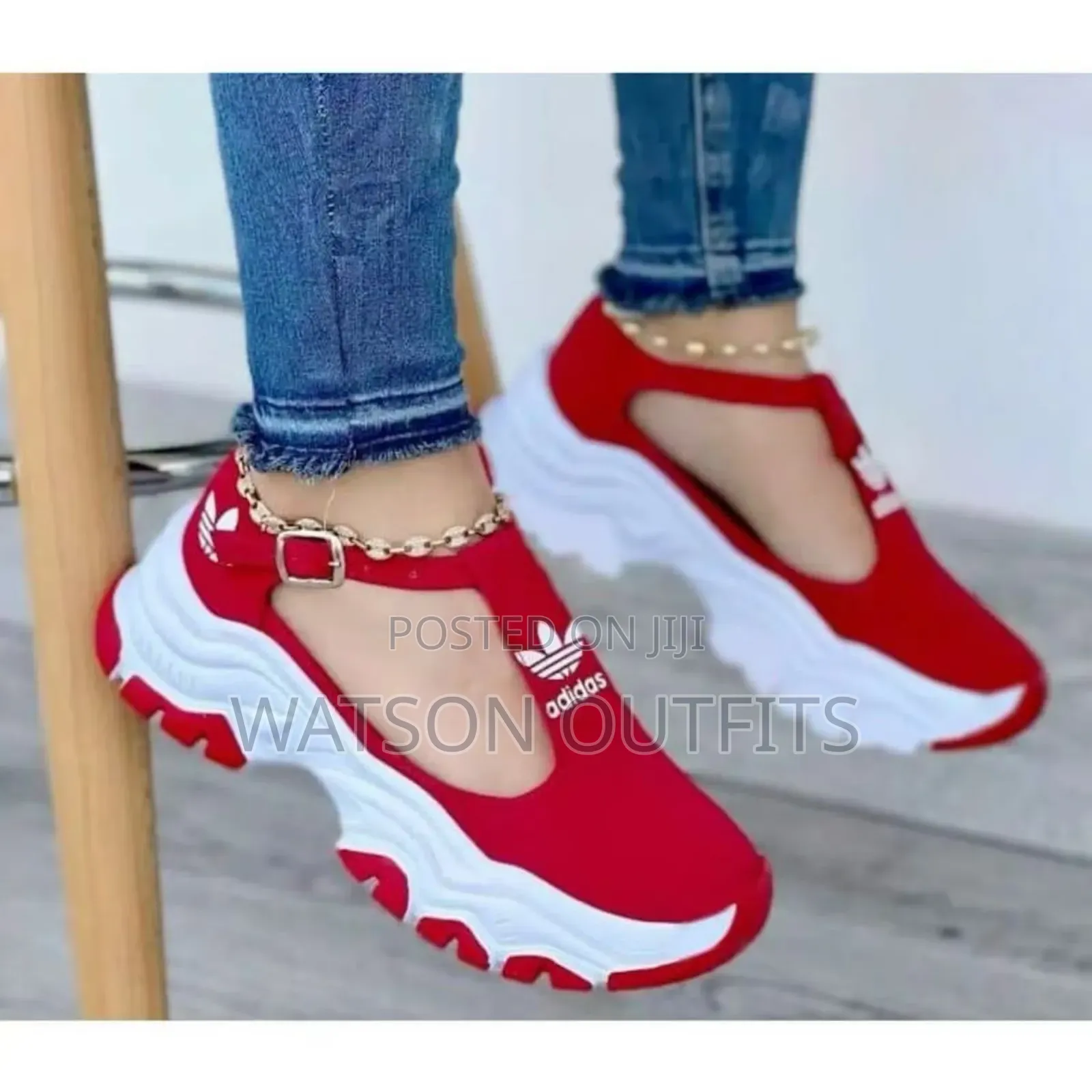 Women's Classic and Smart Looking Shoes