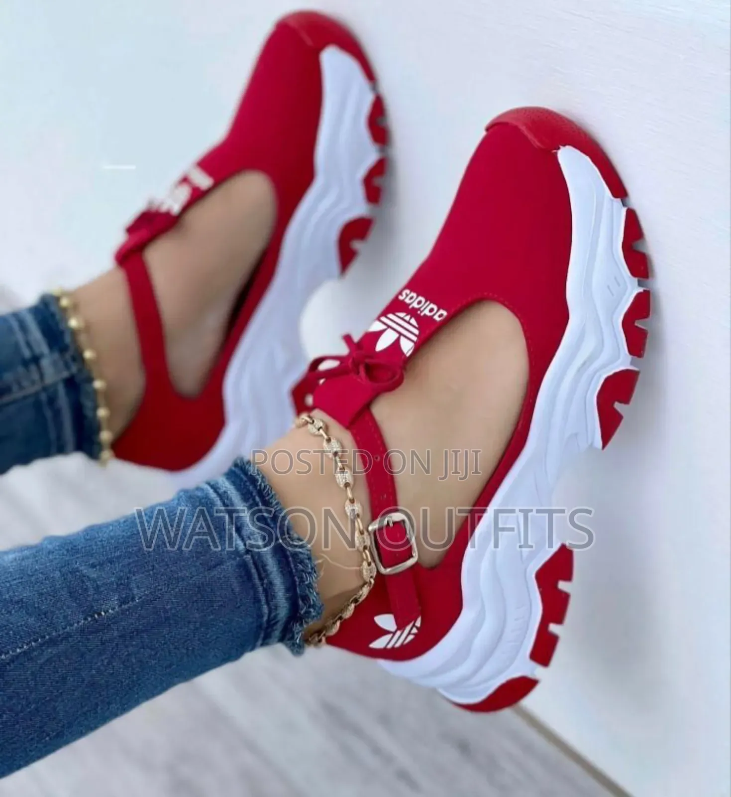 Women's Classic and Smart Looking Shoes