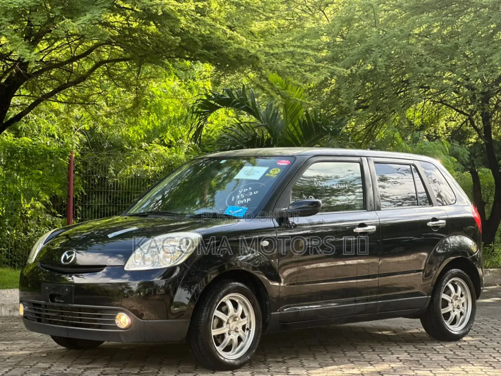 Mazda Verisa 2007 Black