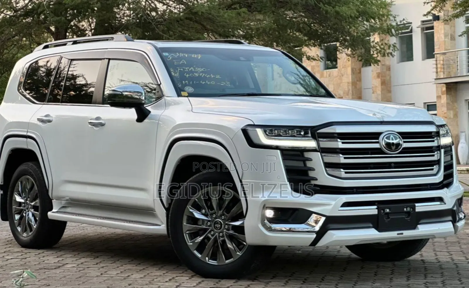 Toyota Land Cruiser 2023 White