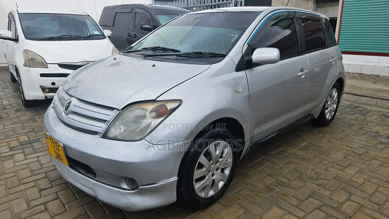 Toyota IST 2002 Silver