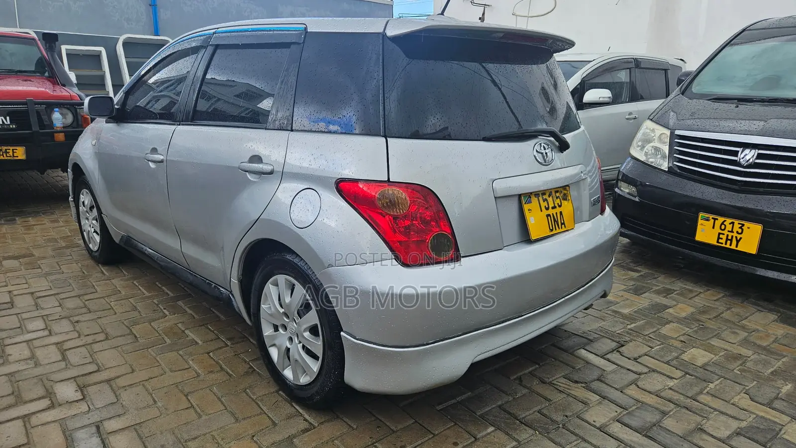 Toyota IST 2002 Silver