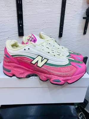 Men's New Balance Leather Sneakers Original