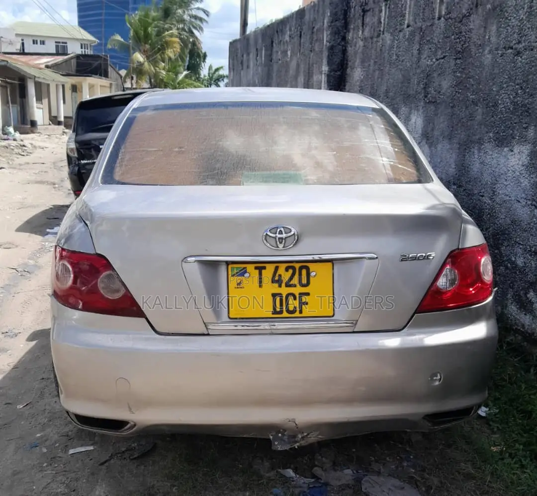 Toyota Mark X 2005 Silver