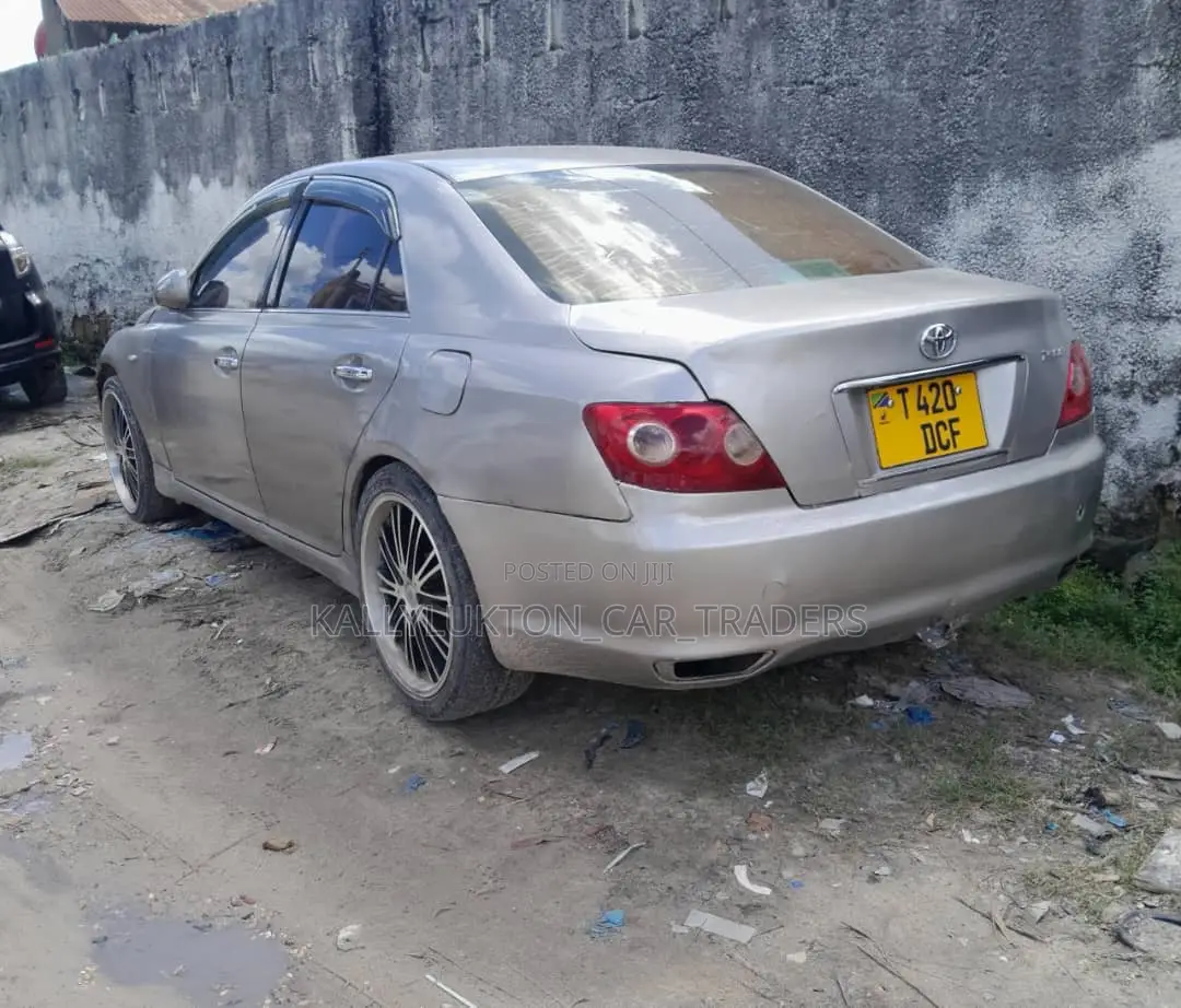 Toyota Mark X 2005 Silver