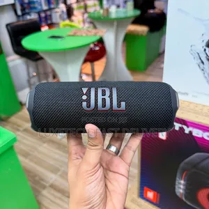JBL Flip 7 Bluetooth Speaker