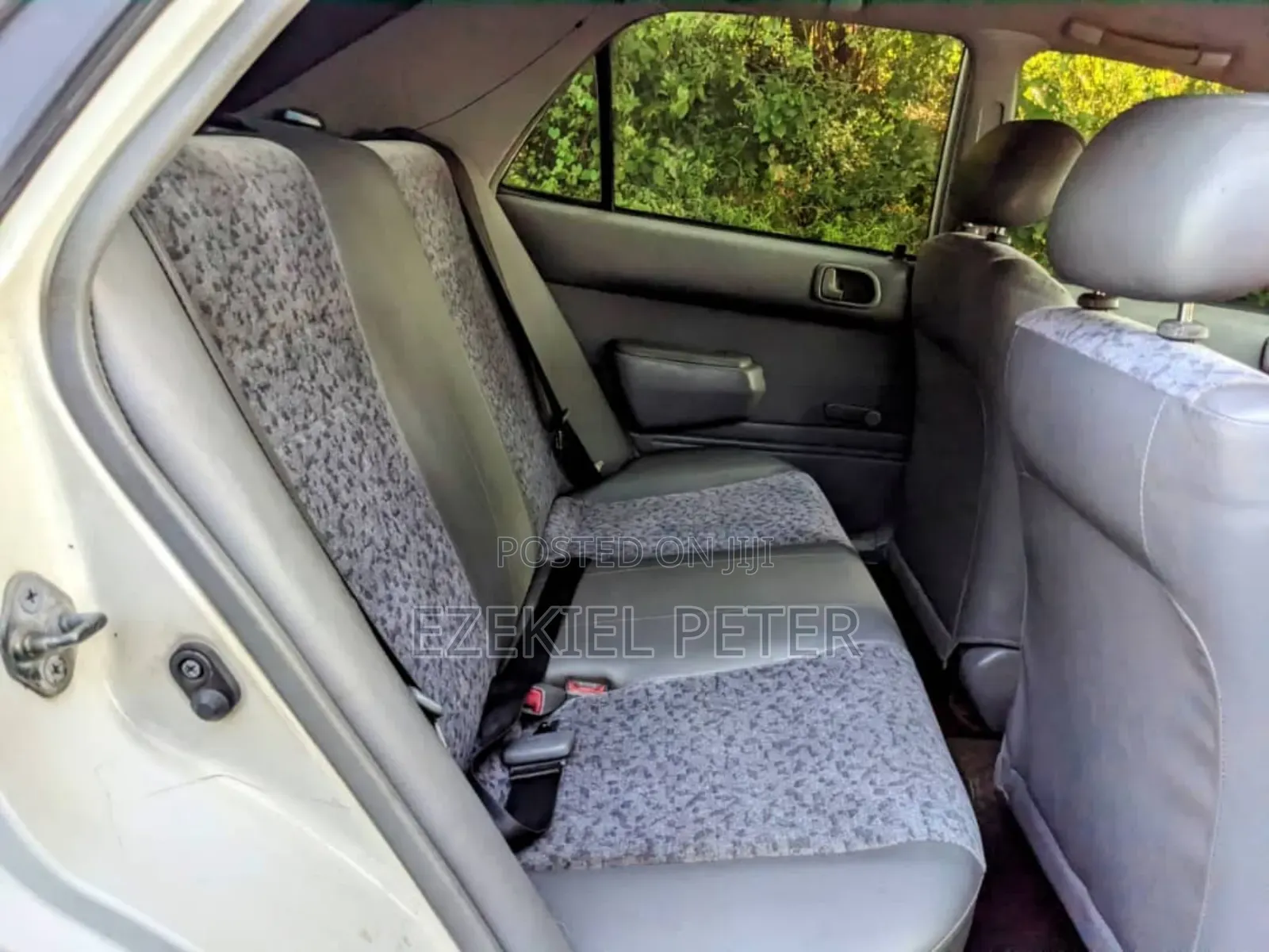 Toyota IST 2010 Pearl