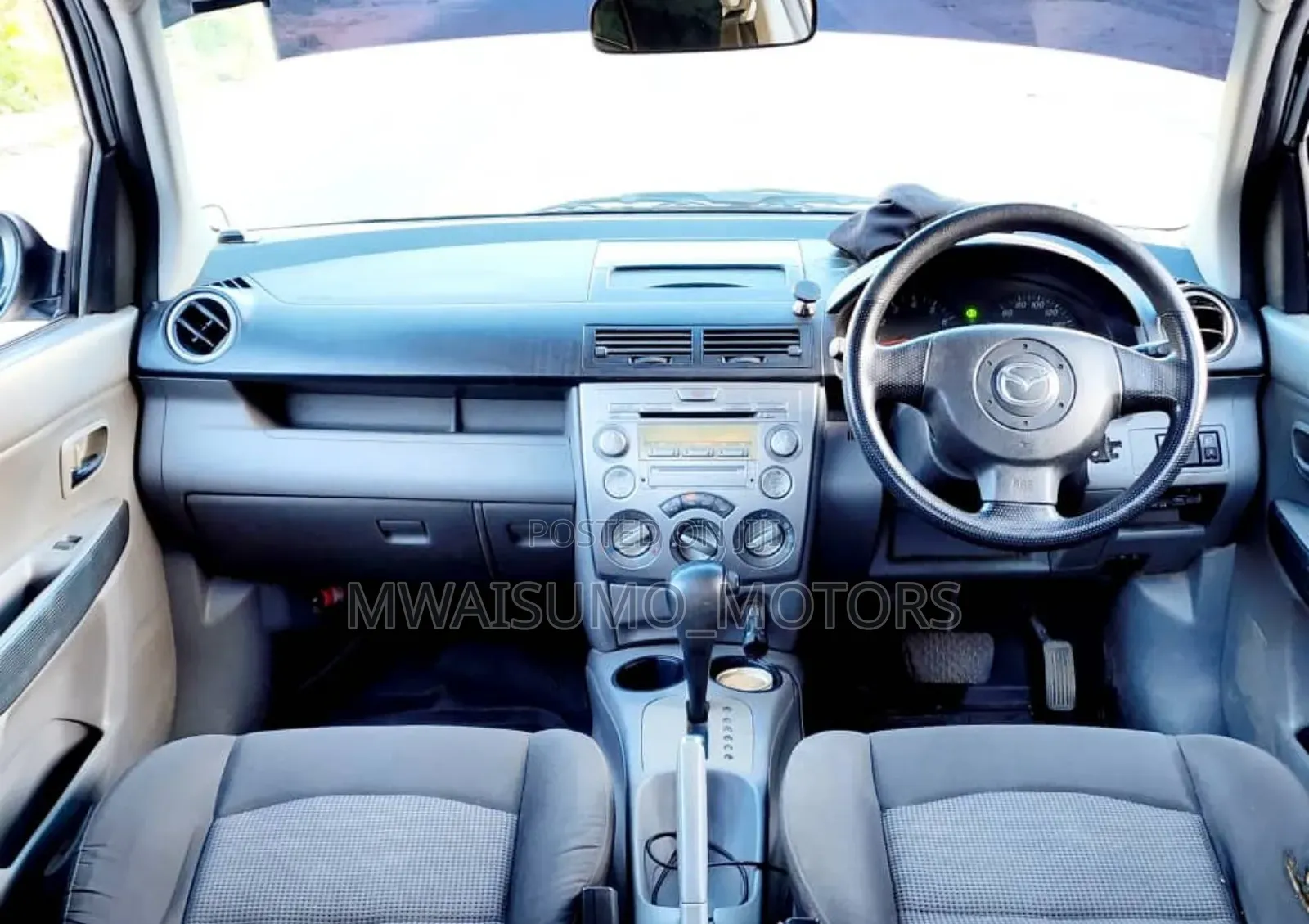 Mazda Demio 2006 Silver