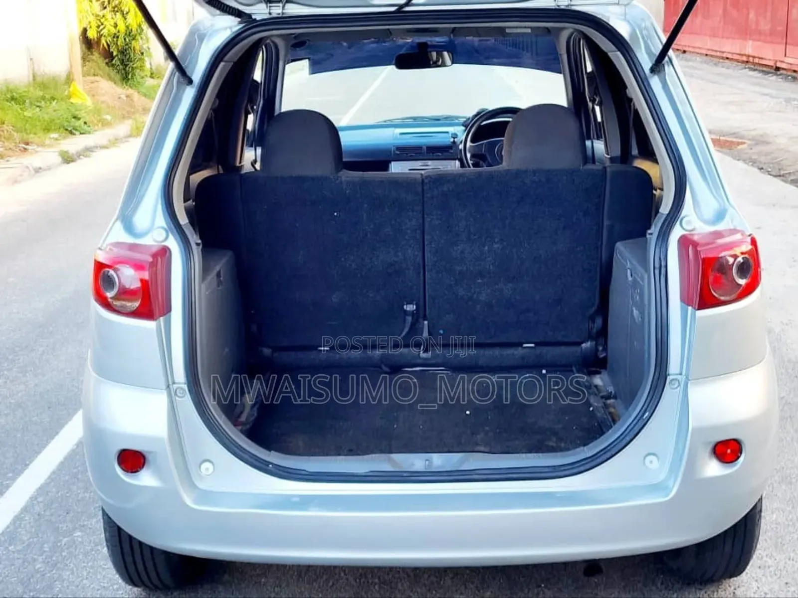 Mazda Demio 2006 Silver
