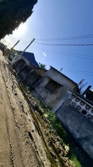 6bdrm Bungalow in Sinza Madukani for sale