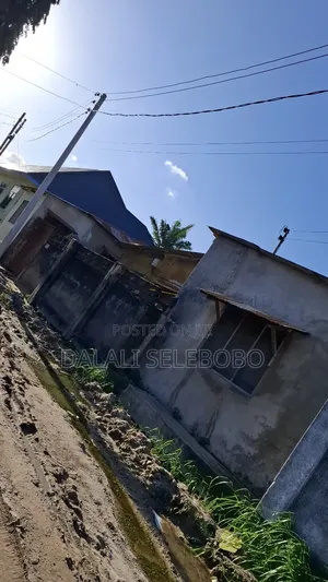 6bdrm Bungalow in Sinza Madukani for sale
