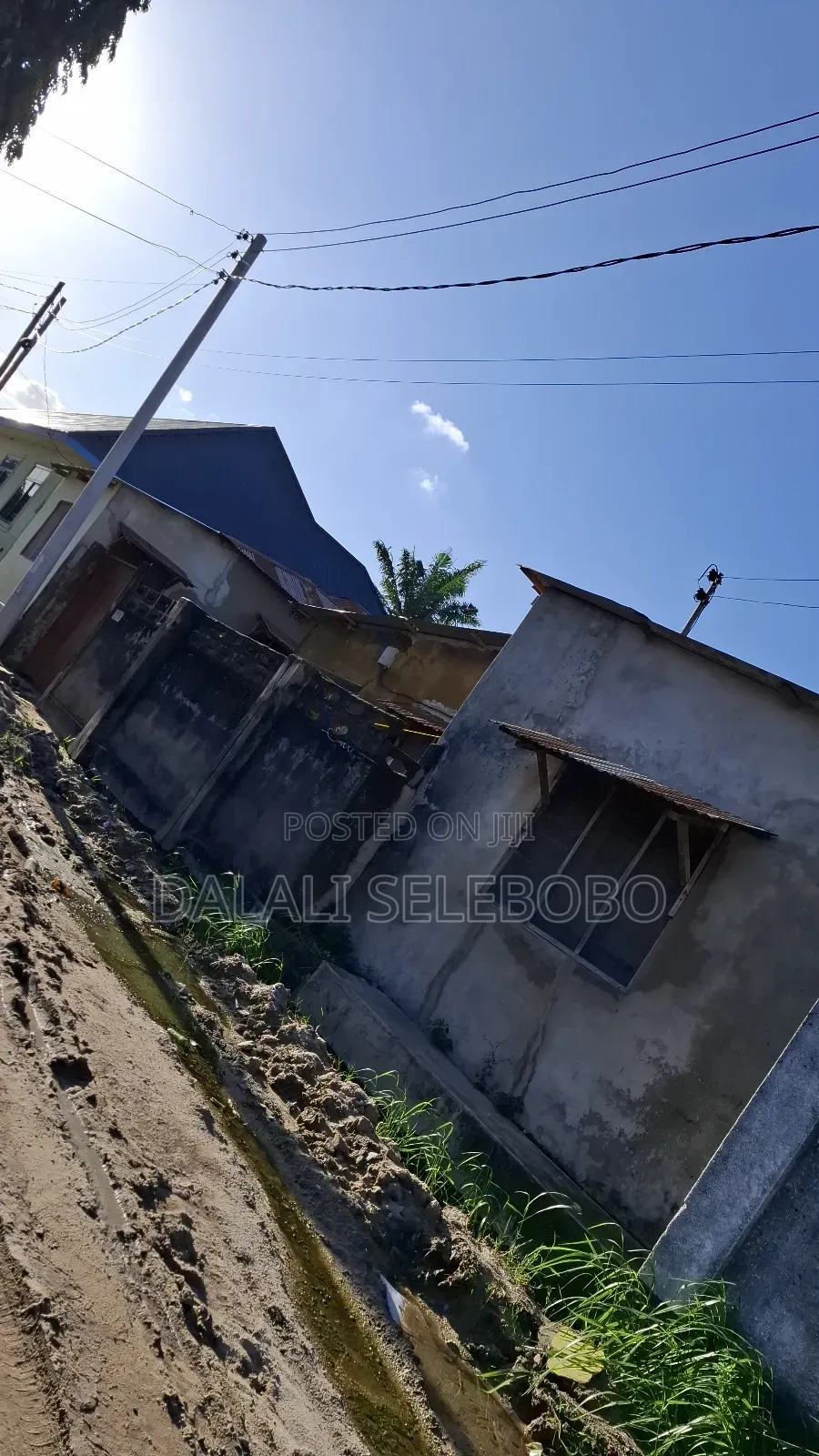 6bdrm Bungalow in Sinza Madukani for sale
