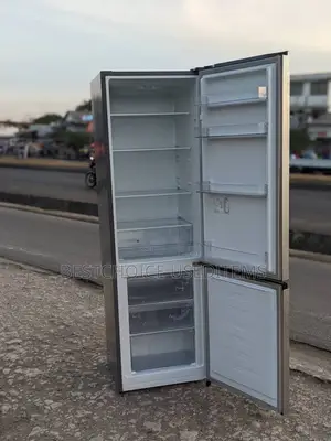 Hisense Fridge/ 264/ Jipya Sana/ 