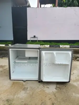 Mini Fridge Hisense