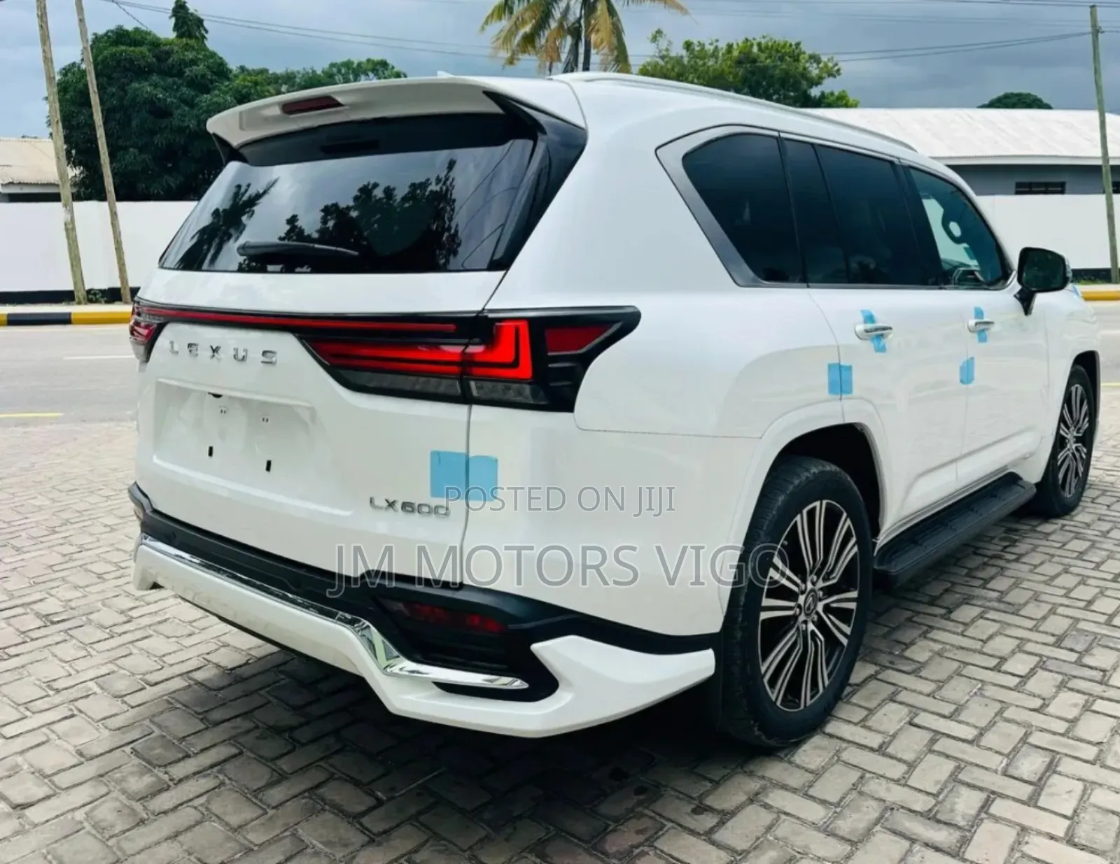 New Lexus LX 2024 White