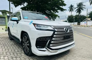 New Lexus LX 2024 White