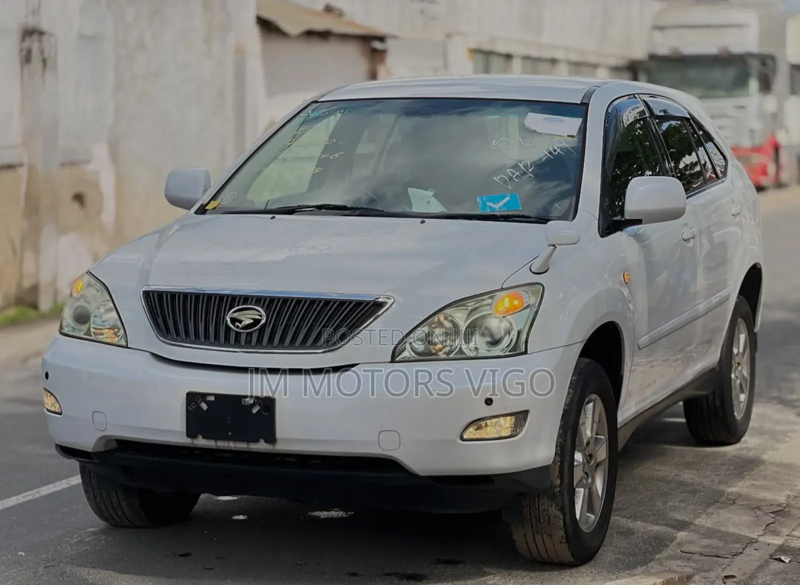 Toyota Harrier 2006 White