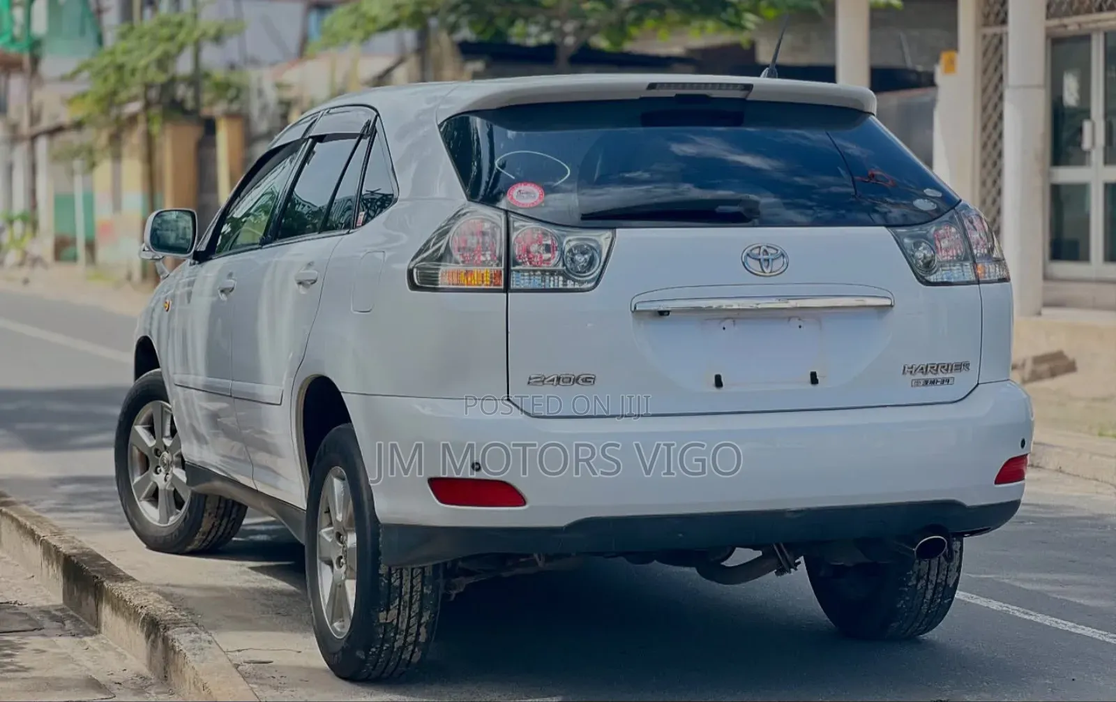 Toyota Harrier 2006 White
