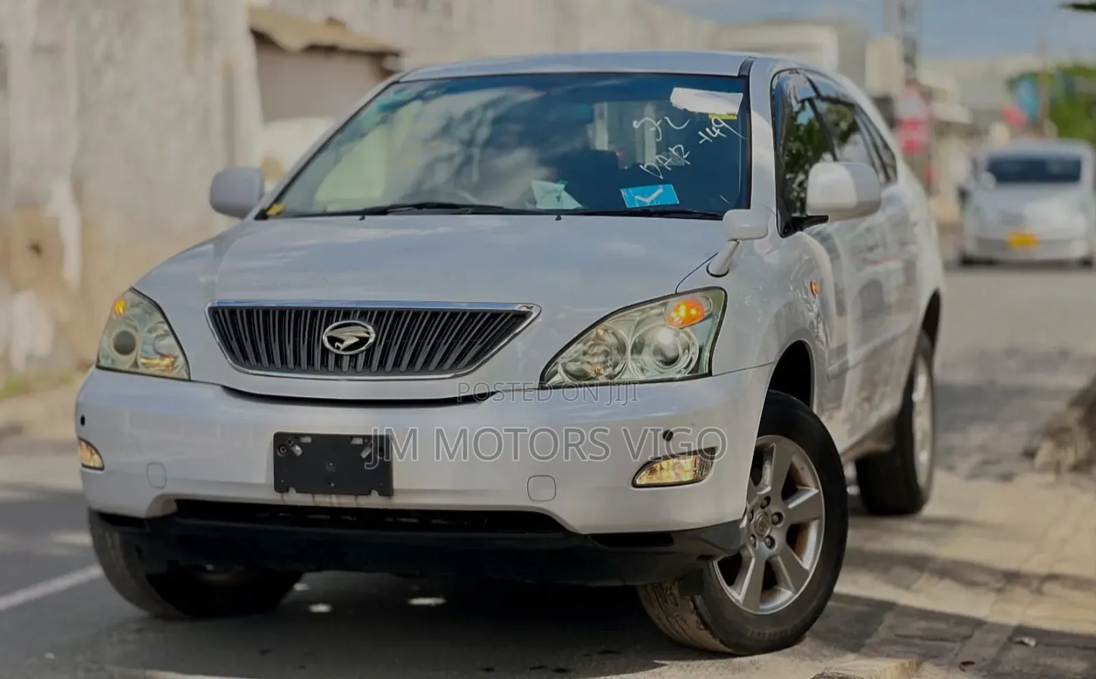 Toyota Harrier 2006 White
