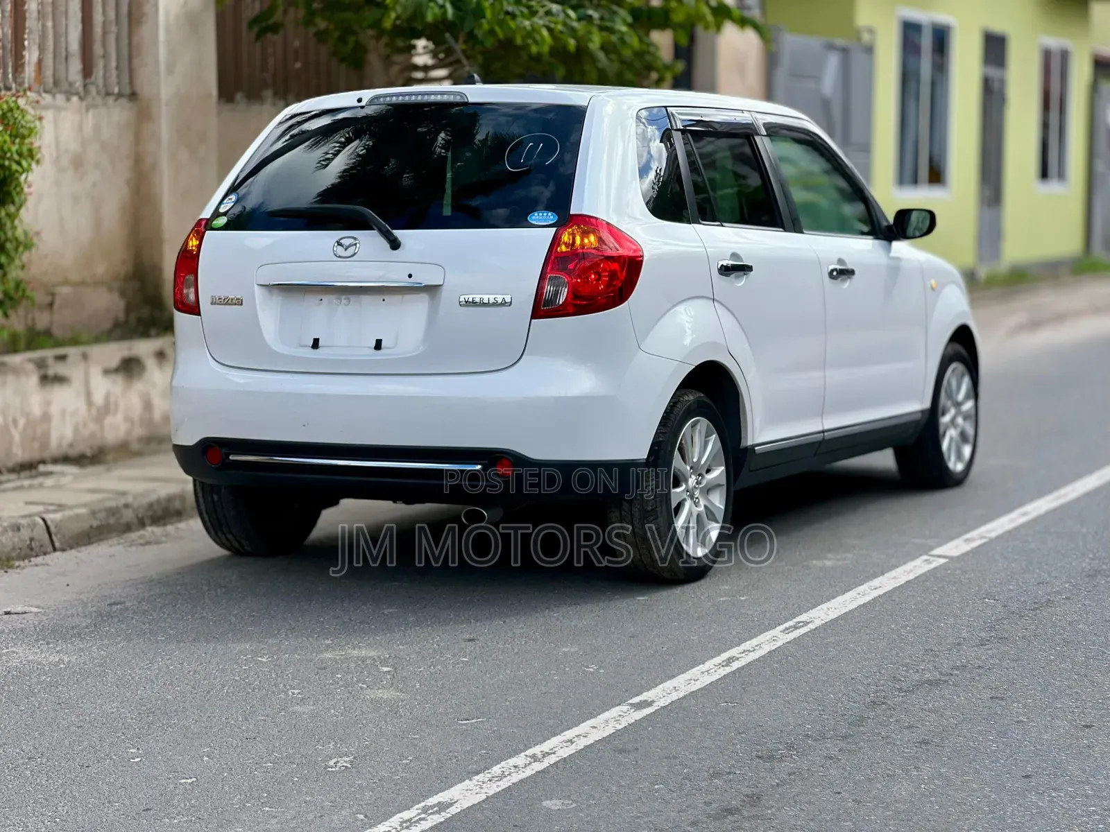 Mazda Verisa 2010 Pearl