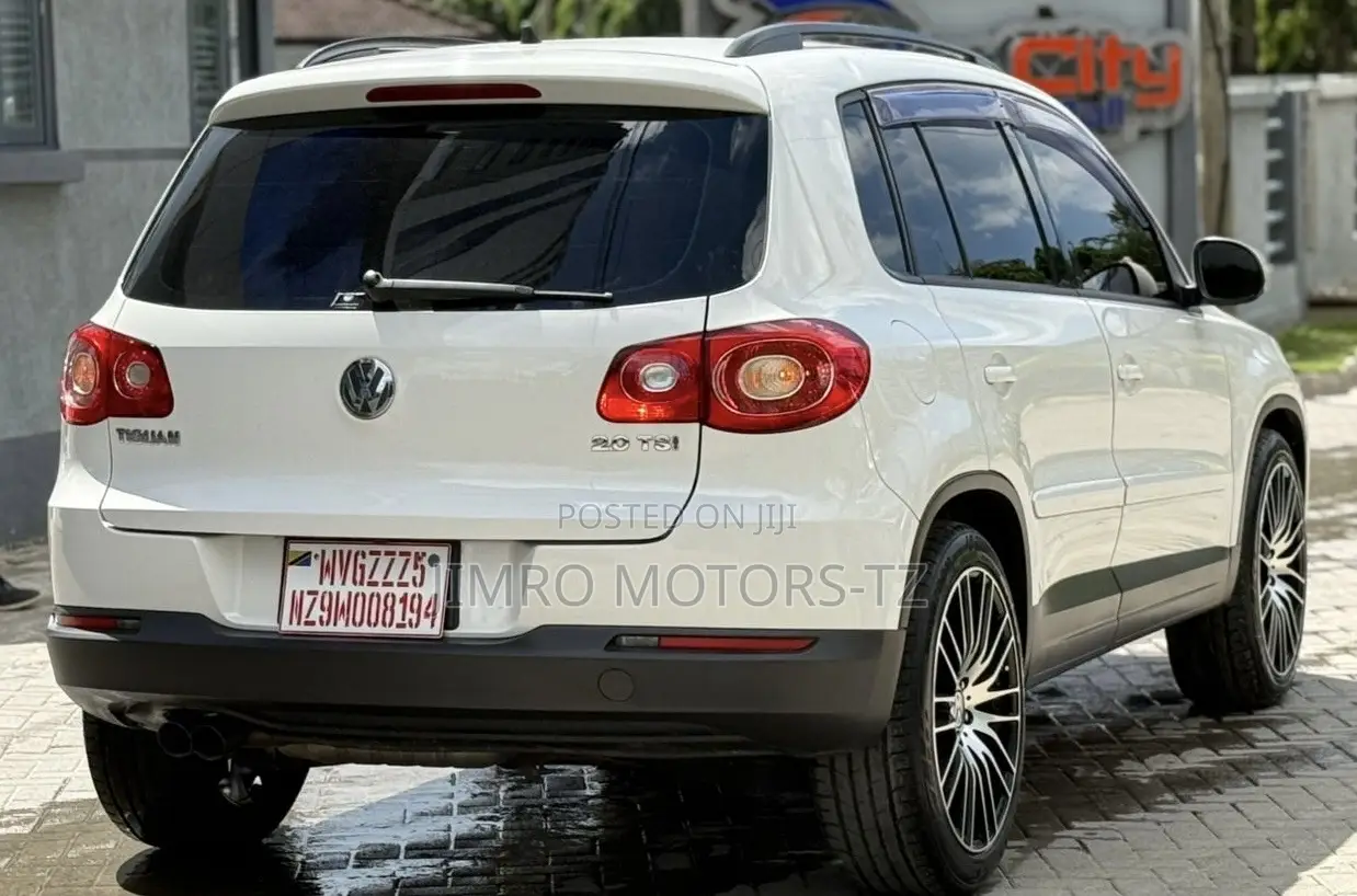 Volkswagen Tiguan 2009 White