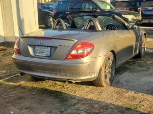Mercedes-Benz SLK-Class 2007 Brown